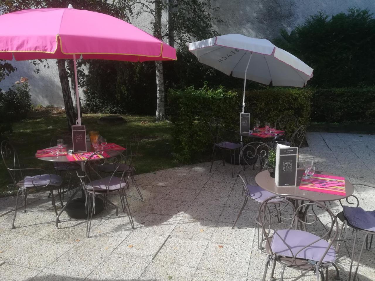 ホテル Ibis Paris Le Bourget ラ・クールヌーヴ エクステリア 写真